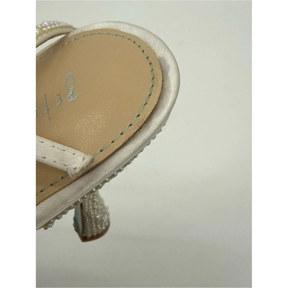 Betsey Johnson Pearl Rhinestone Satin Ankle Strap Heels Size 7.5 SB-PIPRR